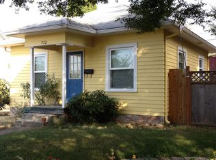 712 W 37th St, Vancouver, WA 98660