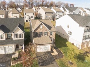 3598 Eagle Ridge Dr, Woodbridge, VA 22191