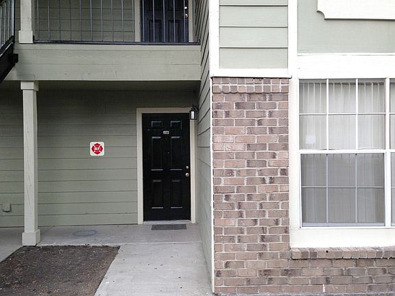 3rd image of 2550 N Alafaya Trl APT 8101
