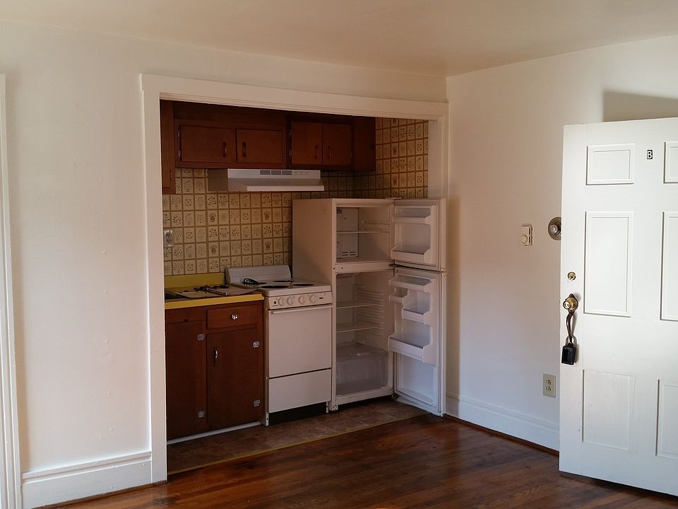 West German 313 Four Plex "3 units north Shoe" 313 W German St