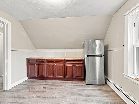 5th image of 60 Madison St Floor 3