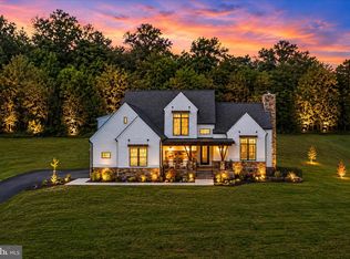 288 Elegant Dr, Martinsburg, WV 25403