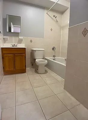 Rented by Bond New York | media 19