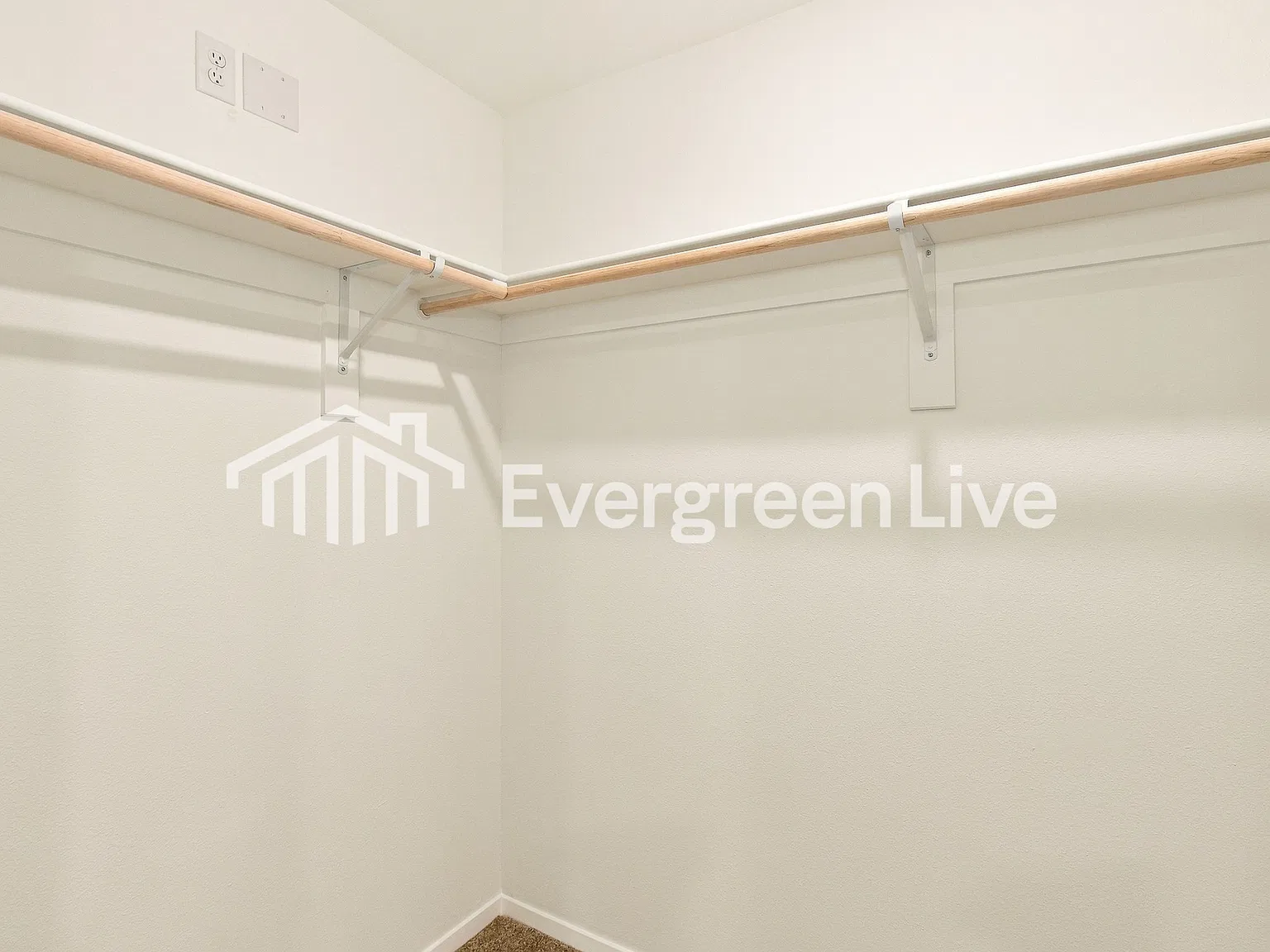 3 bed, 3.0 bath, 1430 sqft, $1,230 — Photo 3