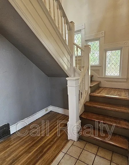 350 E 10th Ave — Photo 4