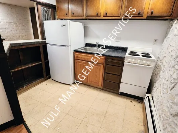833 Mifflin Ave APT 1A, Pittsburgh, PA 15221