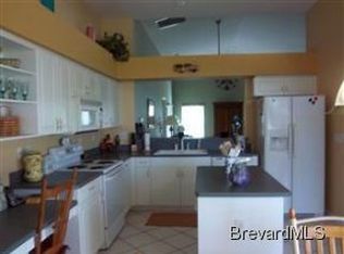 1004 Pine Creek Cir NE, Palm Bay, FL 32905
