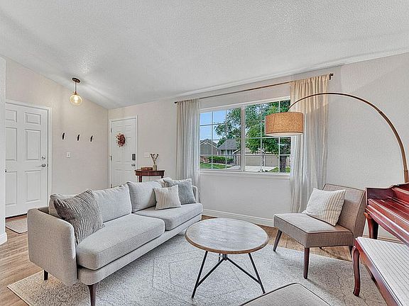 2nd image of 3643 Rawhide Cir