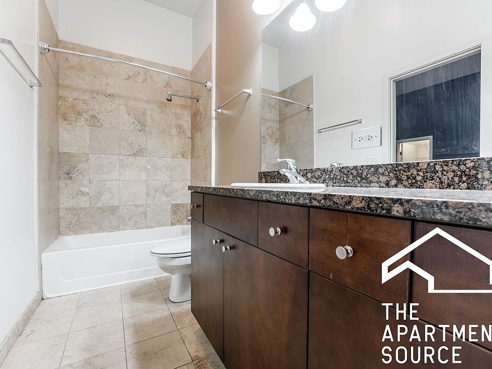 1st image of 2401 W North Ave Unit 202