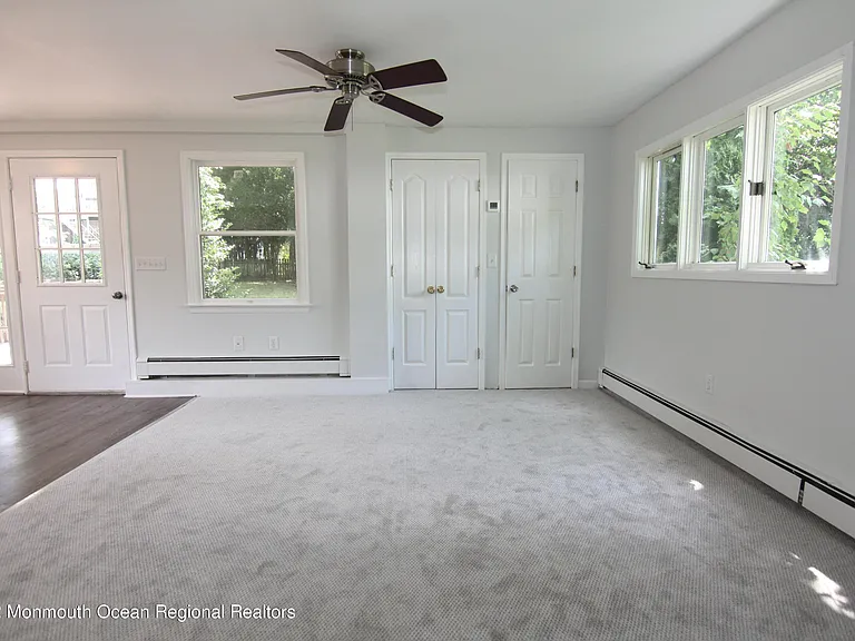 15-17 E Lincoln Ave #17 — Photo 7