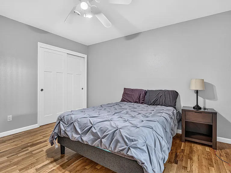 870 S Oregon St — Photo 17