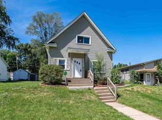 2329 33rd St, Moline, IL 61265