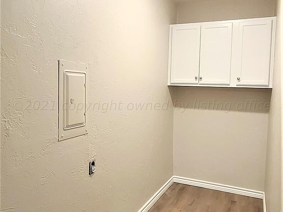 5th image of 720 E 16th Ave