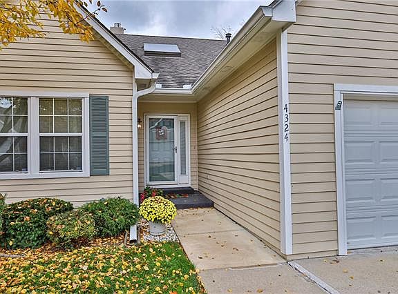 3rd image of 4324 S Milton Dr