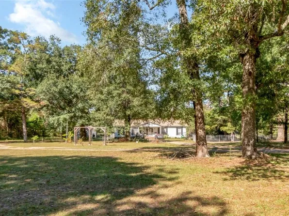 6405 1st St, Wilmer, AL 36587