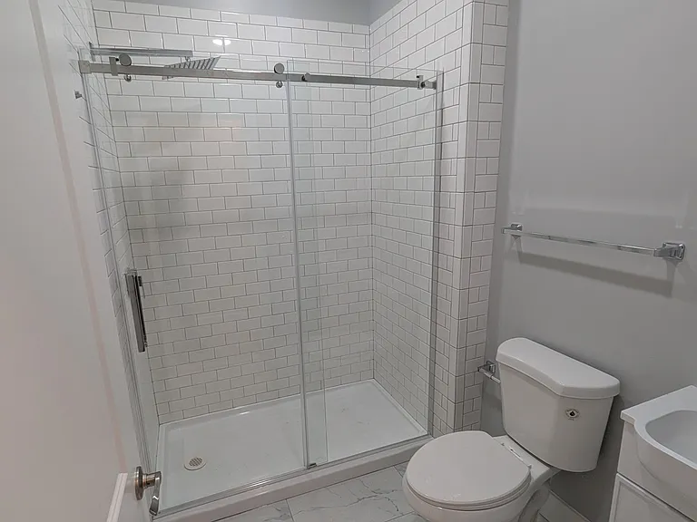 5105 Springfield Ave #1F — Photo 3