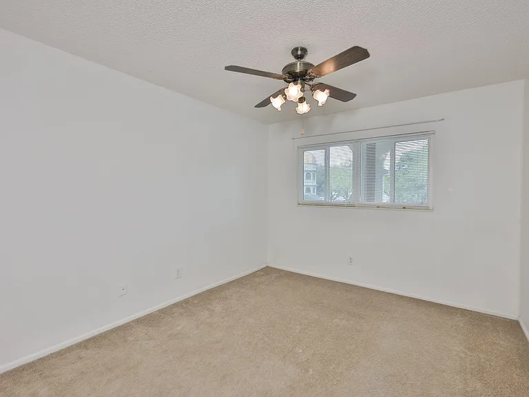 2287 Philippine Dr #29 — Photo 15
