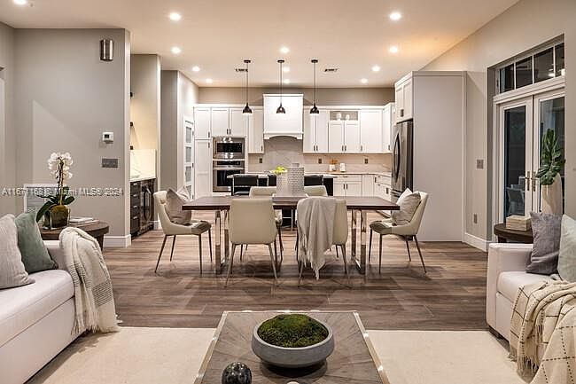 1st image of 2433 NE 20th Ave #1