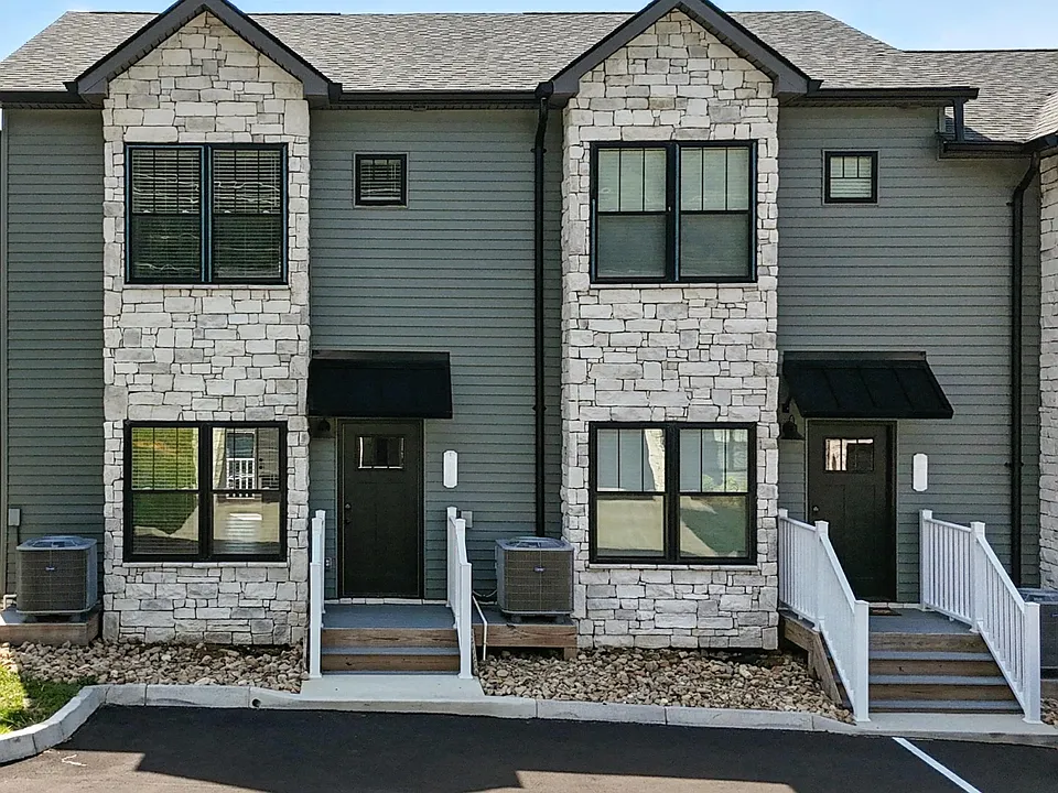 32 Alders Grv