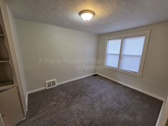 4th image of 338 La Motte Ln