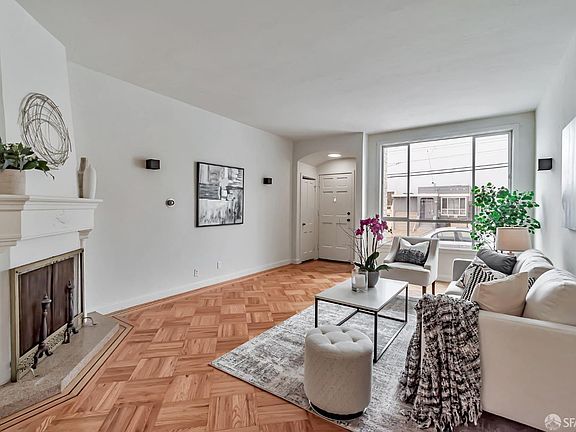 5th image of 3421 Rivera St