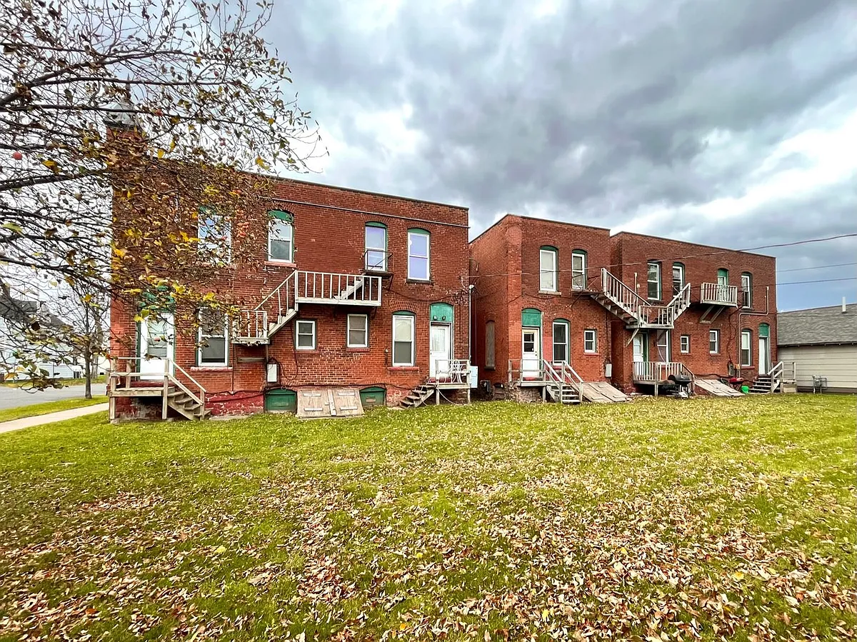 Building Photo - 1222-1230 Hughitt Ave