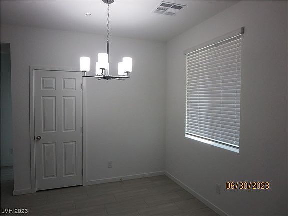 5th image of 965 Nevada State Dr #38104