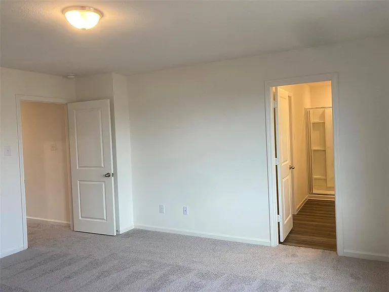 1905 Chapel Hill Rd — Photo 17