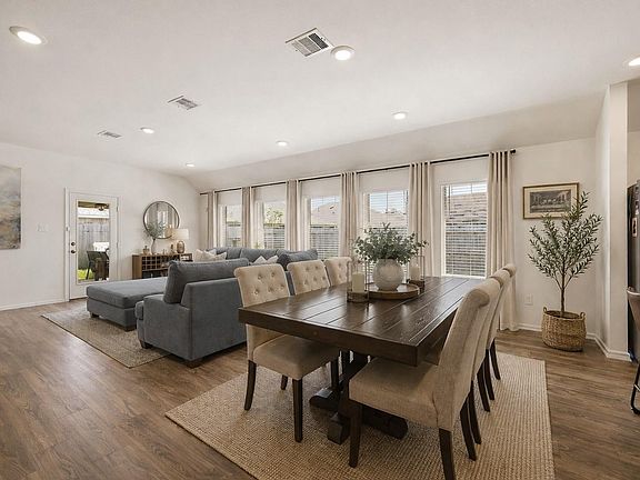 5th image of 2916 Eden Lake Ln