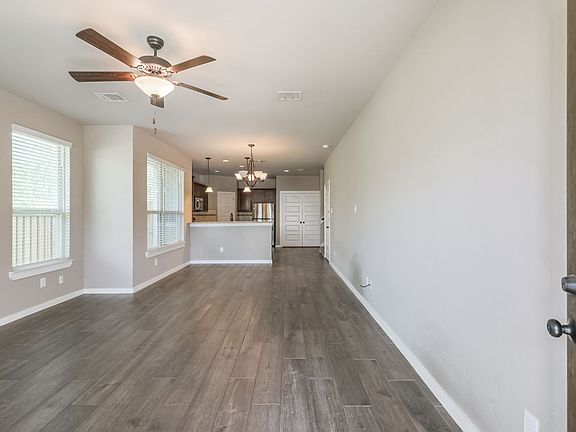 3rd image of 121 Wickersham #A