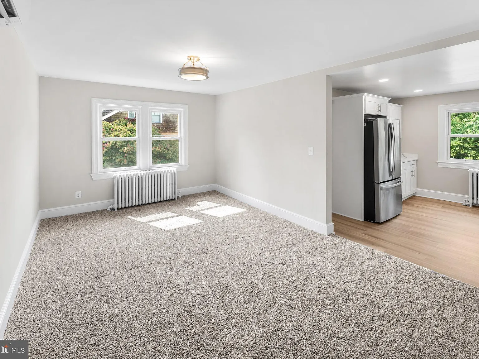 1 bed, 824 sqft, $1,900 — Photo 4