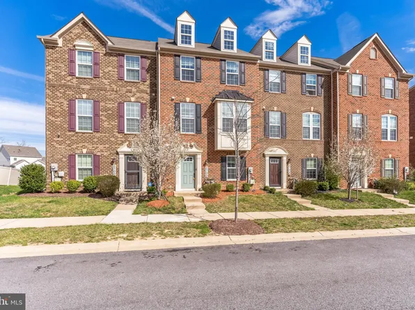 5702 River Shark Ln, Waldorf, MD 20602