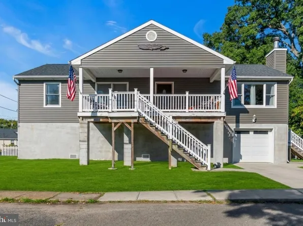 11 Beechwood Ave, Keansburg, NJ 07734