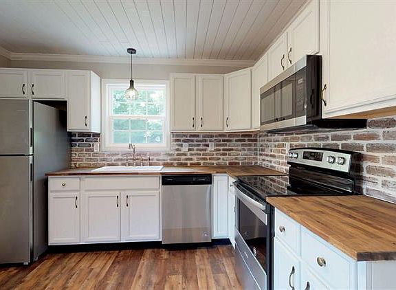 5th image of 1102 Overton Pl