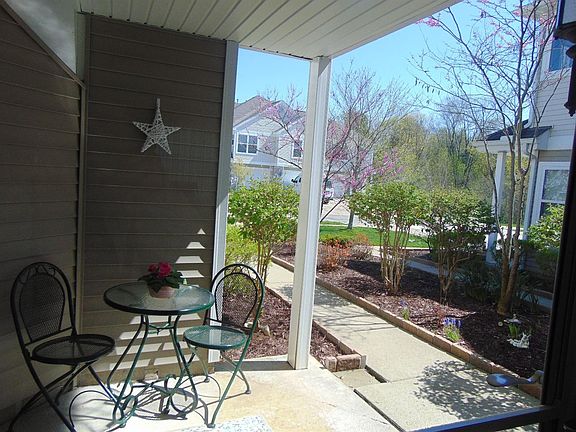 4th image of 743 Creekstone Ln #53