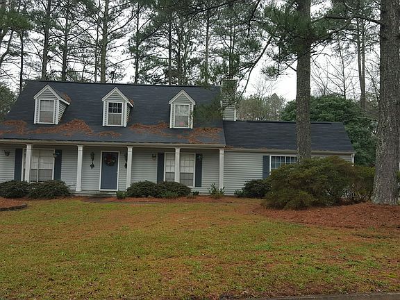 2nd image of 410 Barrington Dr W