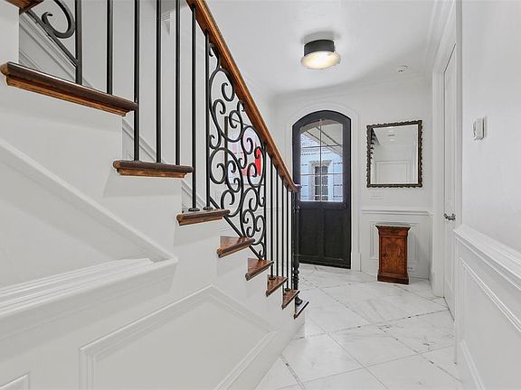 4th image of 4608 Abbott Ave Unit 126
