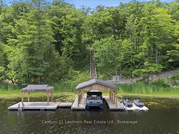 3rd image of 673 Lahey Rd