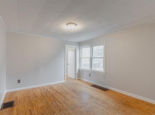 201 14th St #3, Winona Lake, IN 46590