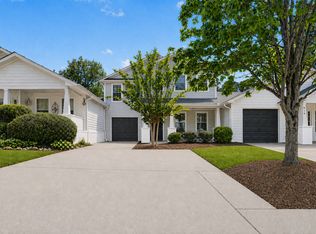814 Overby Park Dr, Newnan, GA 30263