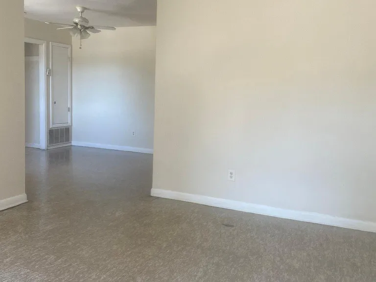 1932 Shalett St — Photo 1