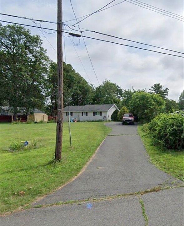 1st image of 14 Oak St