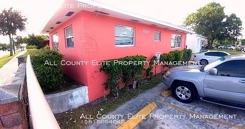 4th image of 531 S C St APT 5