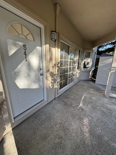 Building Photo - 744 Northrup St #541