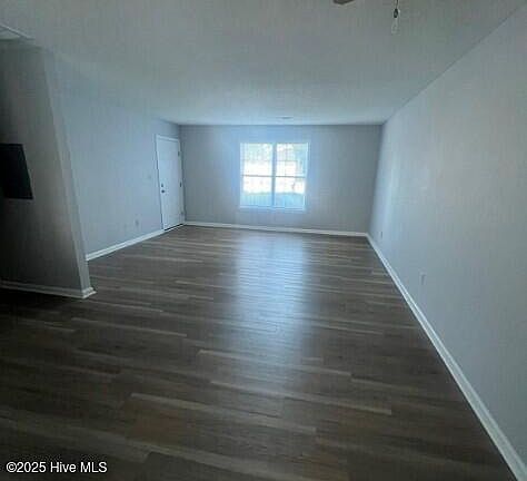 5th image of 6615 Cottonwood Dr #A