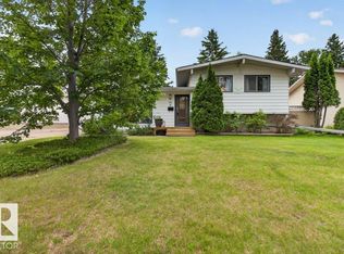 55 Lambert Cres, Saint Albert, AB T8N 1M3