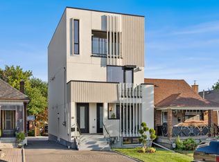 33 Lanark Ave, Toronto, ON M6C2B5