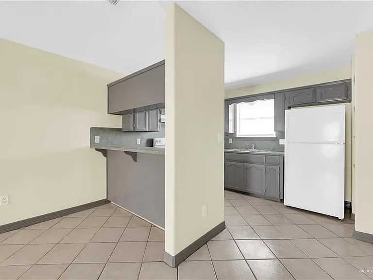 910 W Cherokee Ave #5 — Photo 6