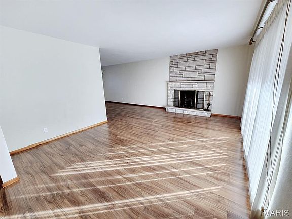 5th image of 3234 Princeton Dr