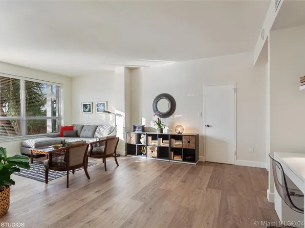 4925 Collins Ave APT 2H, Miami Beach, FL 33140